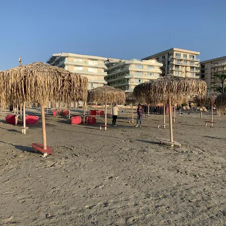 Апартаменты Hezo Sunshine And *