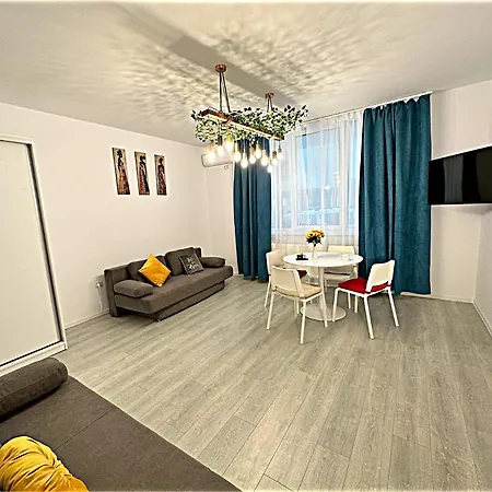 Hezo Sunshine Studio And